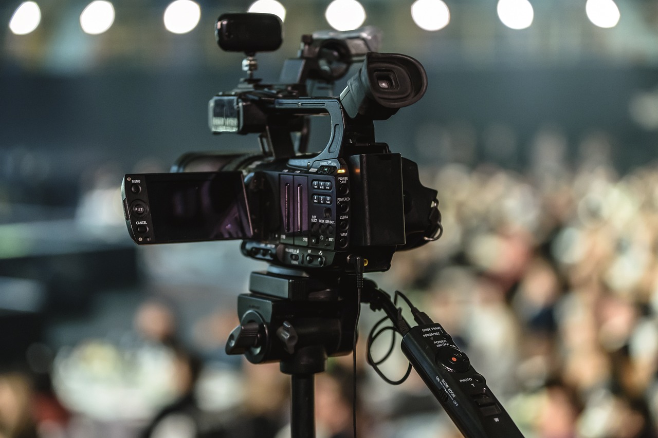 Broadcast camera